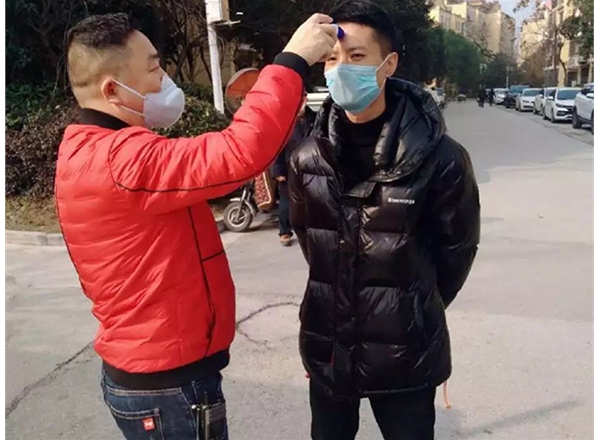 抗击疫情 (8)